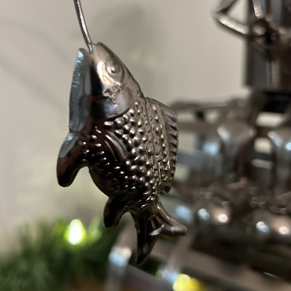 ⭐️ WINE BODIES Iron Metal Wine Holder ⭐️ - Picture 8 of 8